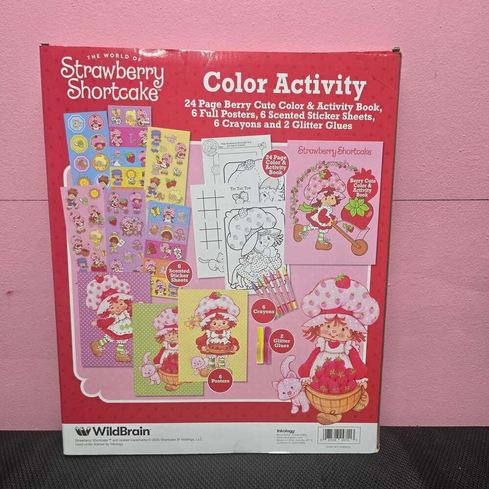 Strawberry Shortcake Color Activity Set - Picture 3 of 3